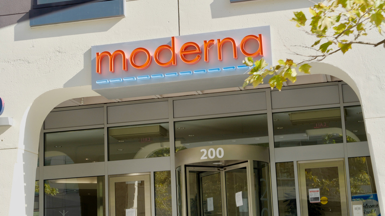 FDA Approves Moderna’s mRNA Flu Vaccine