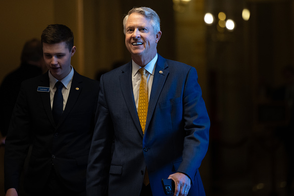 Sen. Marshall Tours Kansas Manufacturers, Highlights Tax Wins